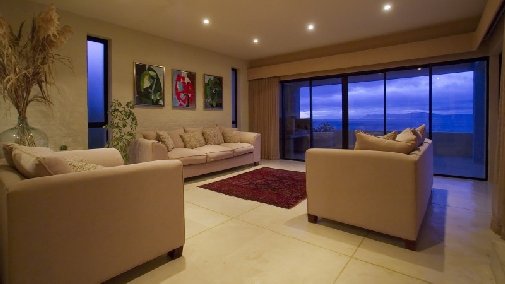 Marebella interior image 5