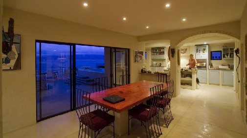 Marebella interior image 7